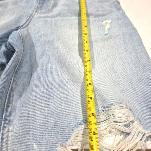 Express  Women's Size 10 90's Baggy Bermuda Shorts Light Blue New No Tag - Picture 10 of 11